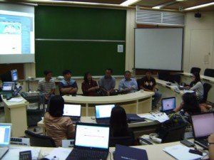 bloggers-roundtable1 bloggers-roundtable1