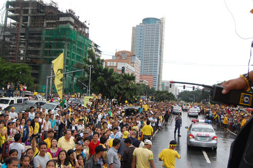 President Cory Aquino's Funeral Procession » Touched by An ...