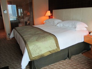 bedroom-mandarin-hotel