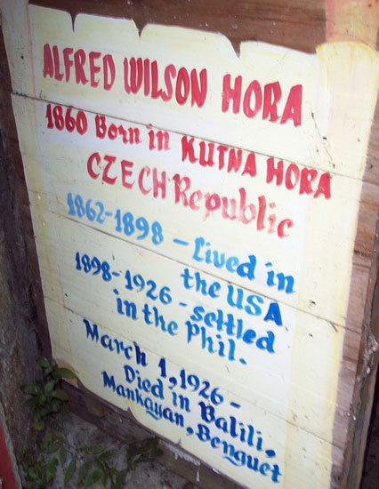 tombstone of alfred hora
