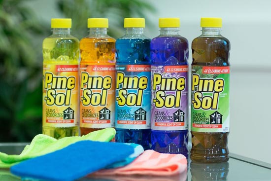 pine-sol cleaning action