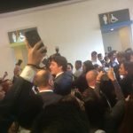 justin trudeau with selfies